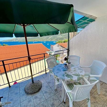 Apartmani Ines Marina Dış mekan fotoğraf